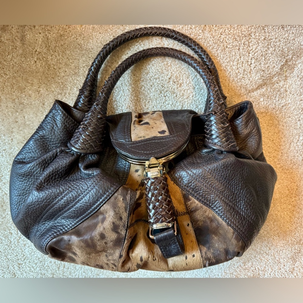 Fendi spy leather bag
